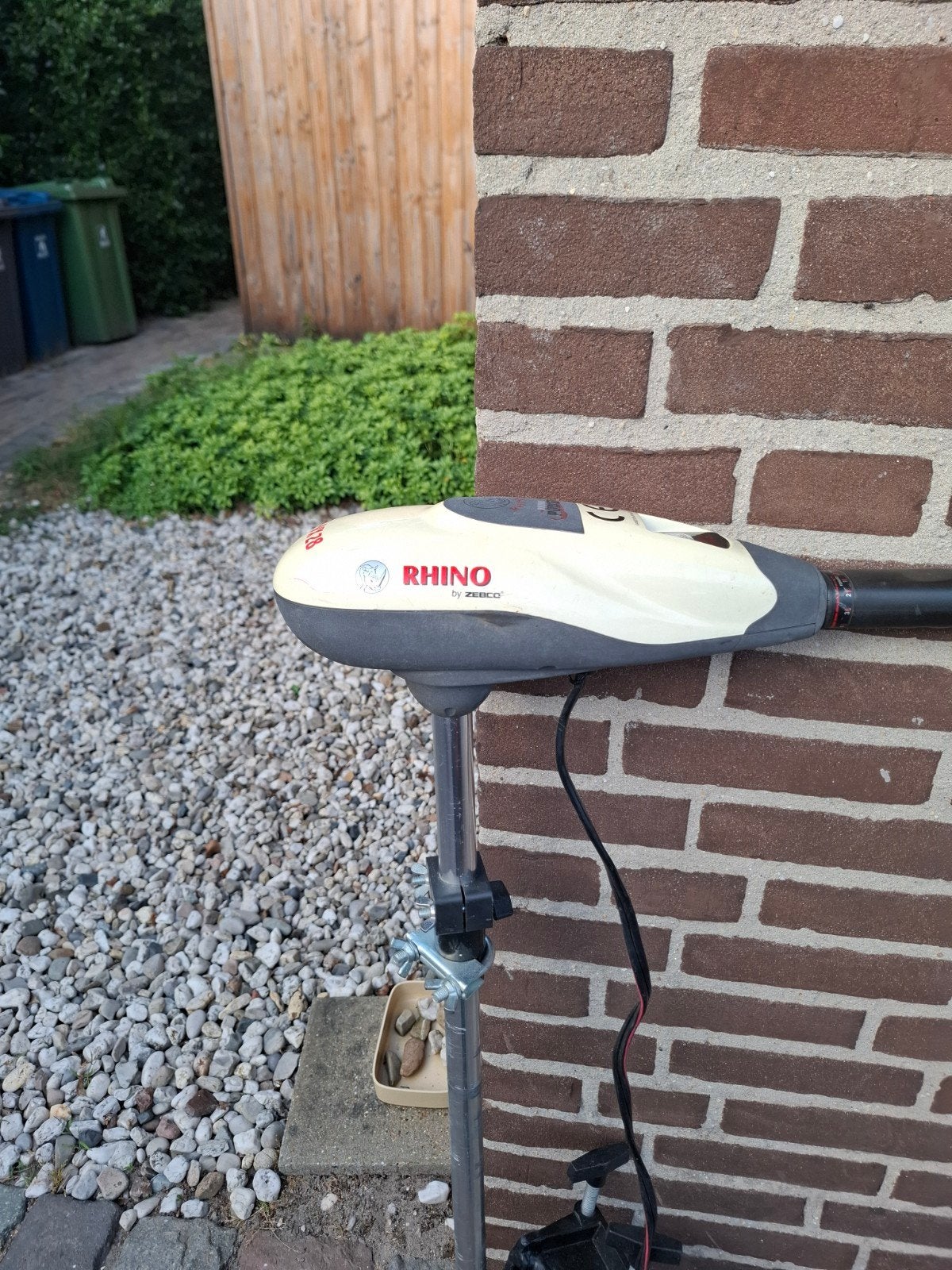 Rhino R-VX 28 elektrische motor voor rubberboot, Ophalen, Motor en Techniek