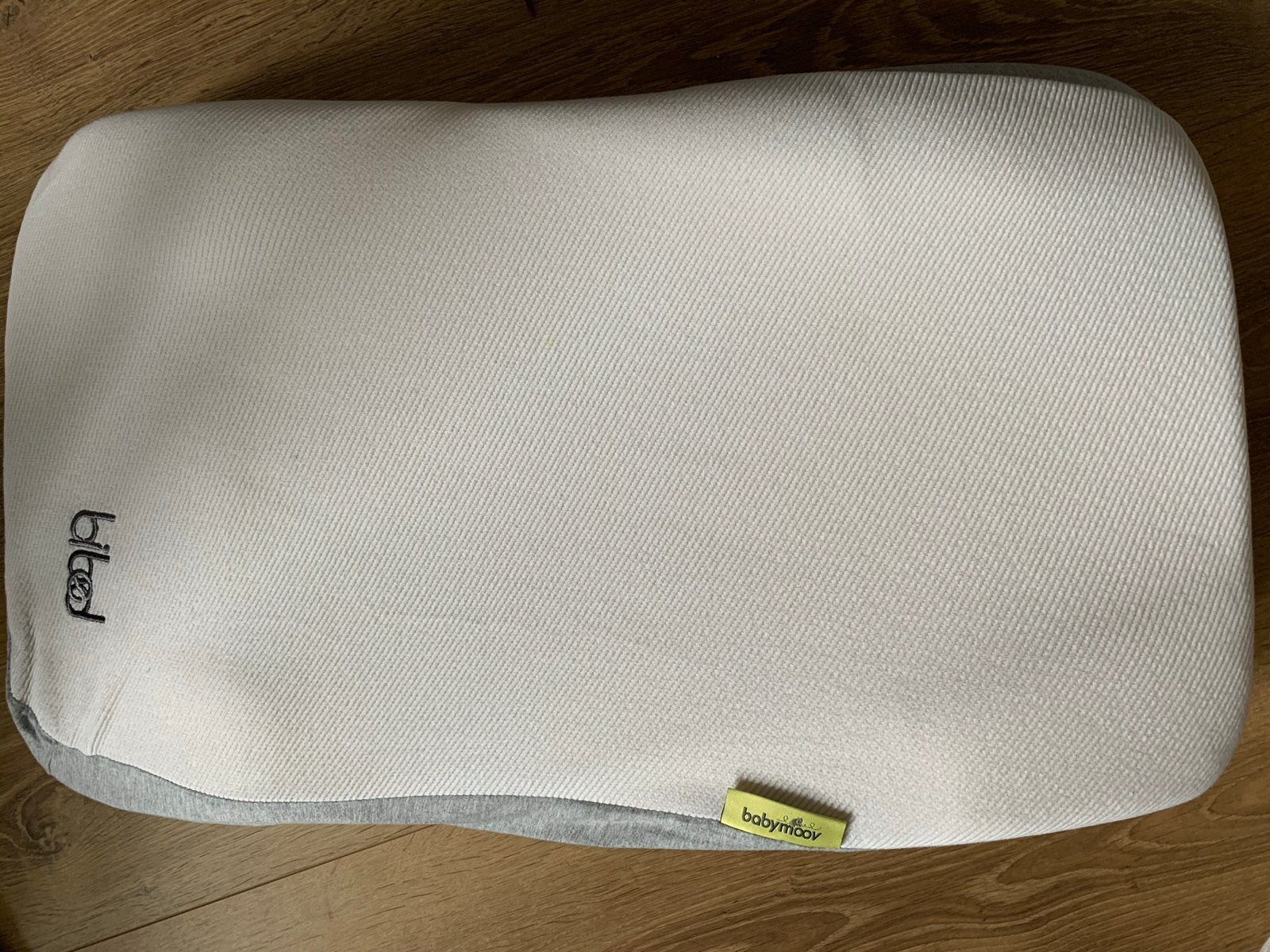 Bibed babykussen van Babymoov, Ophalen, Zo goed als nieuw