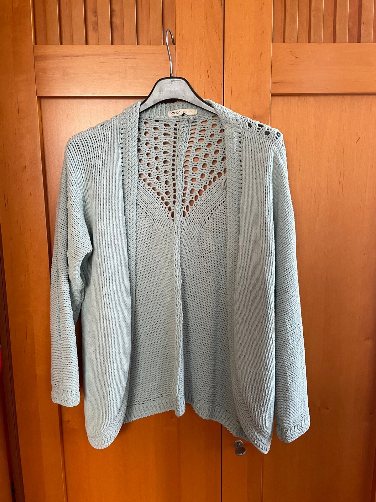 Lichtblauwe gebreide ONLY True 'N Blue cardigan maat M, Kleding | Dames, Truien en Vesten, Ophalen of Verzenden, Gedragen, Maat 38/40 (M)