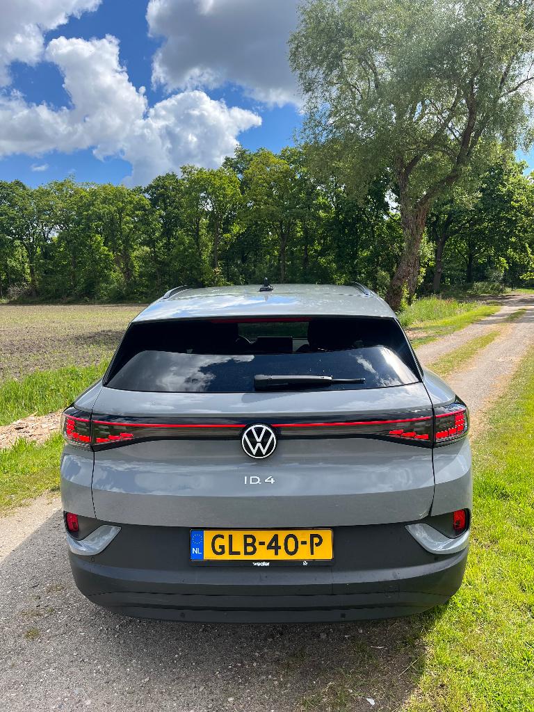 Volkswagen ID.4 Pro 286pk 2024 Grijs Lease Overname direct, 495 min, Origineel Nederlands, Elektrisch, Particulier