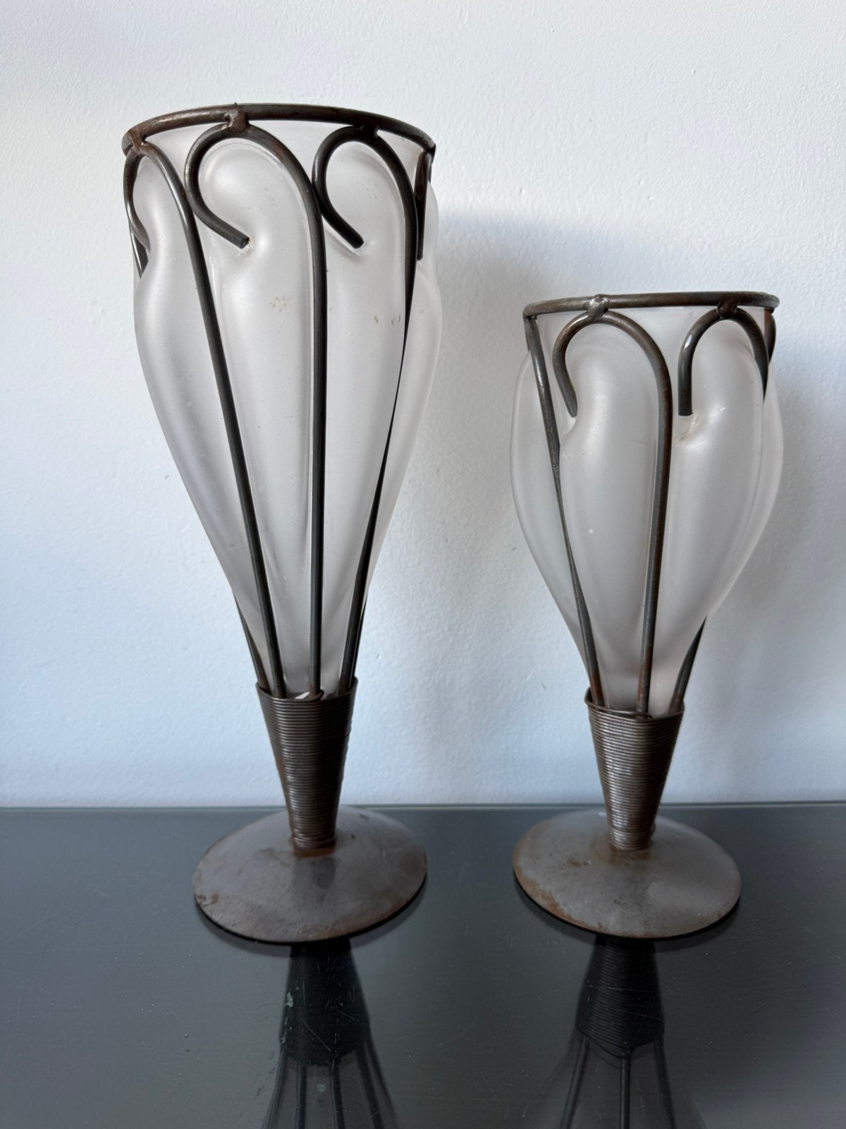 Twee vazen Venetiaans satijnglas, Ophalen of Verzenden
