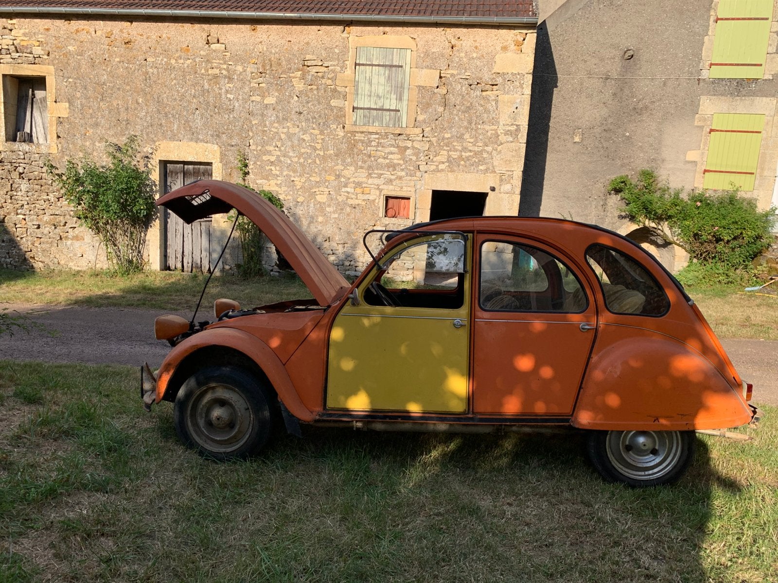 2CV6  starten/lopen met hier en daar roest frans kenteken, Ophalen