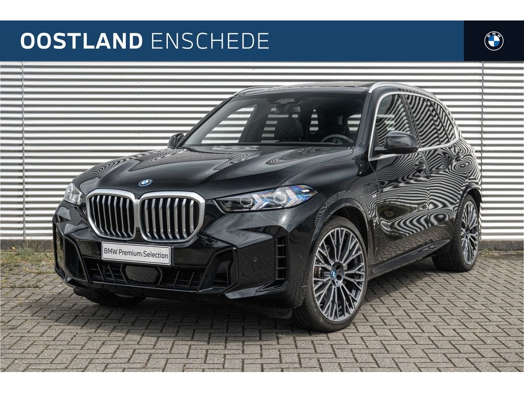 BMW X5 xDrive50e M Sport Automaat / Trekhaak / Panoramadak /