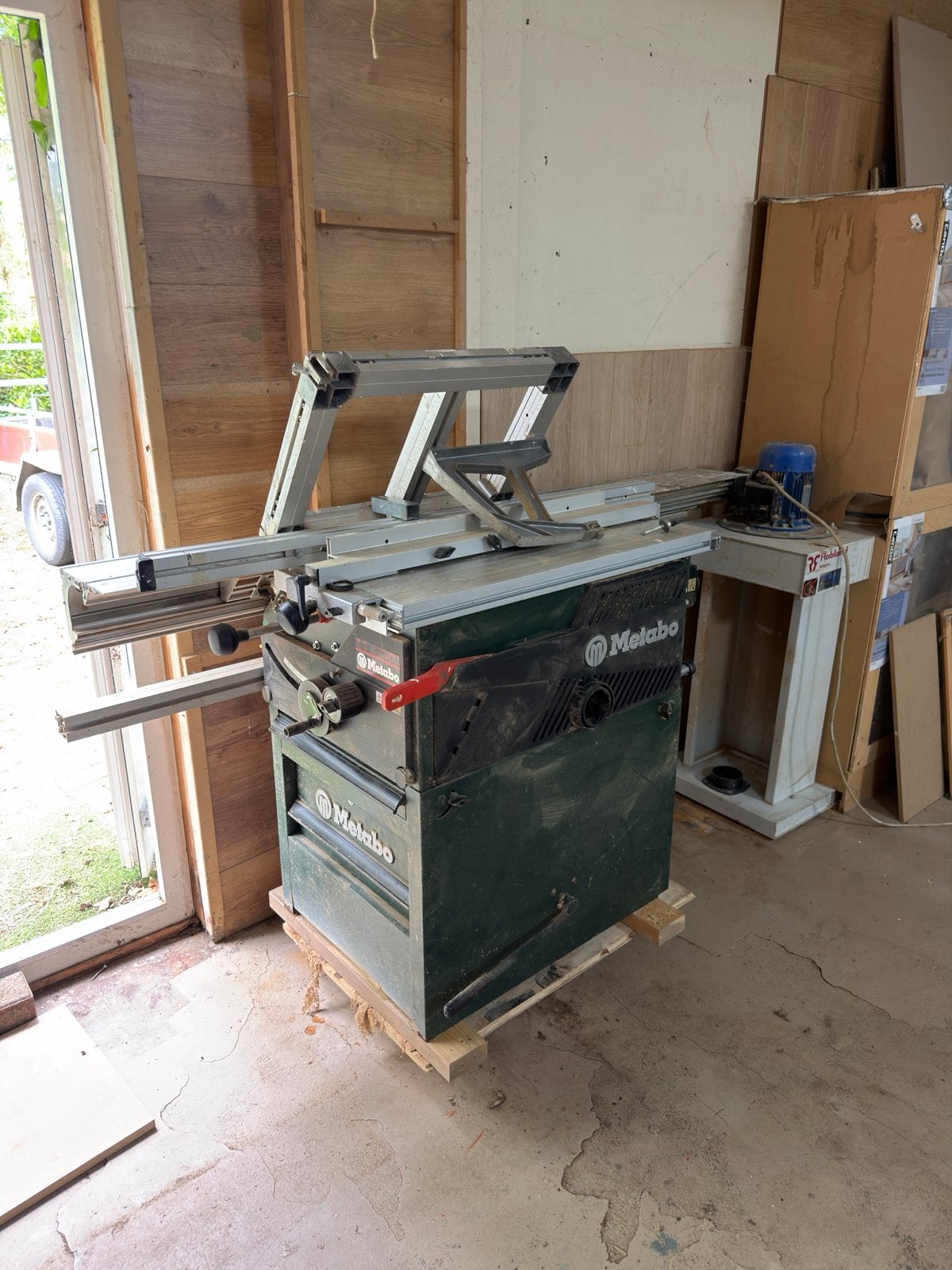 Metabo TKU 1693 Tafelzaag met afzuiging!, Doe-het-zelf en Verbouw, Gereedschap | Zaagmachines, Ophalen, Gebruikt, Cirkelzaag, 70 mm of meer