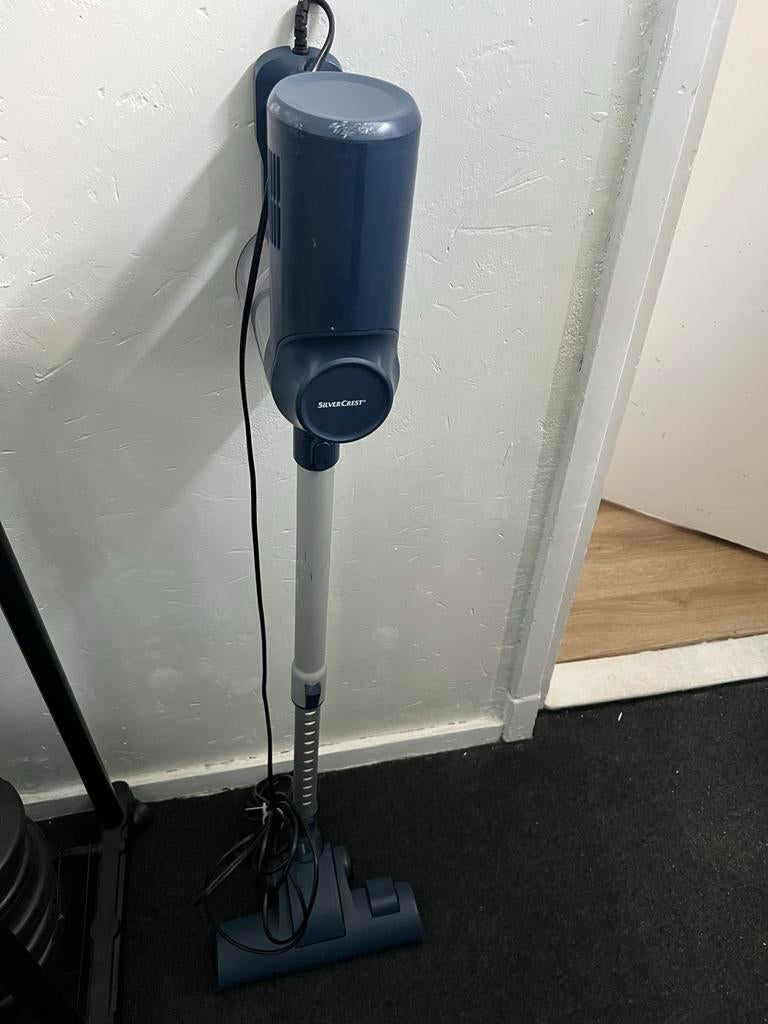 SILVERCREST 2-in-1 Steelstofzuiger 600W, Ophalen of Verzenden, Gebruikt, Reservoir, Minder dan 1200 watt