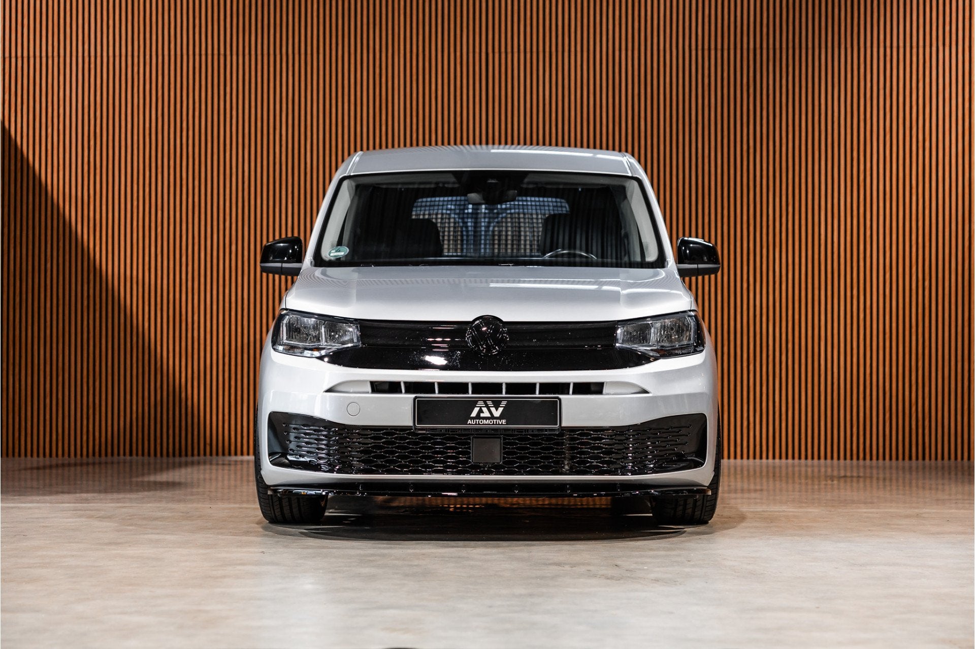 Volkswagen Caddy Cargo 2.0 TDI DSG | LED | CarPlay | Navigat, Gebruikt, Zwart, 4 cilinders, 122 pk