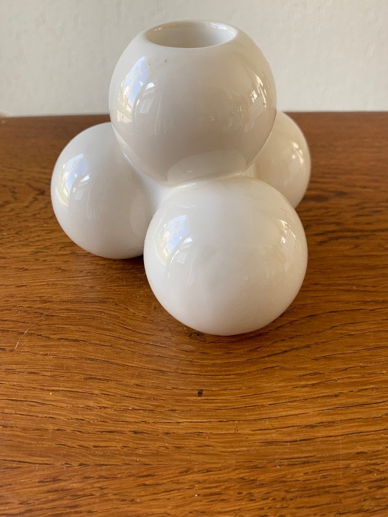 Kandelaar 'Bollen' Porselein Kleur: Wit Nieuw, Ophalen of Verzenden, Nieuw, Wit, Overige materialen