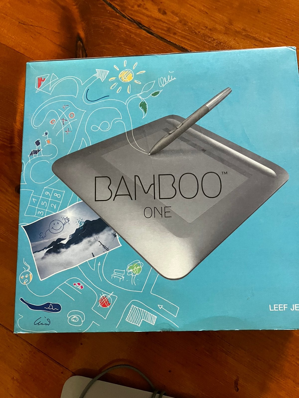 Wacom Bamboo one ctf-430/s tekentablet, Computers en Software, Tekentablets, Ophalen, Zo goed als nieuw, Bedraad