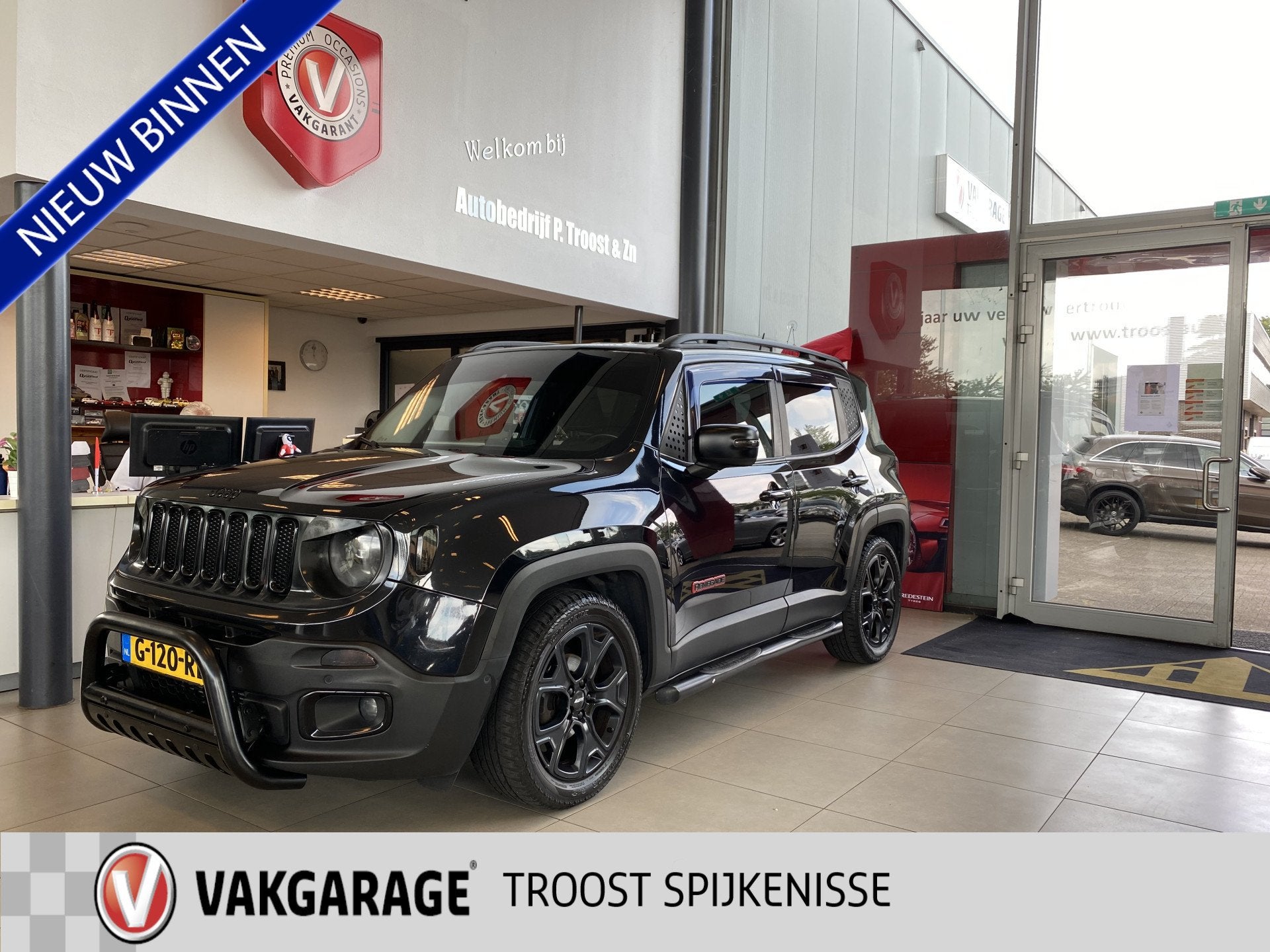Jeep Renegade 1.4 MultiAir LimitedAutomaat,Pushbar,bar,Treep, Auto's, Jeep, 12 maanden, 136 pk, Gebruikt, Zwart