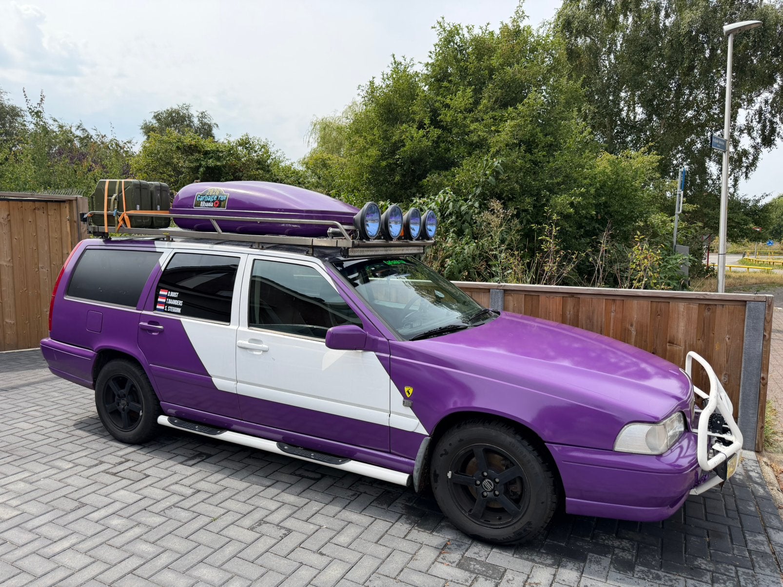 Volvo V70 carbagerun, Blauw, Stationwagon, Handgeschakeld, Geïmporteerd
