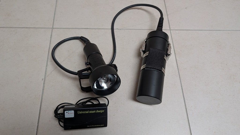 duiklamp Light Monkey HID, Watersport en Boten, Ophalen of Verzenden, Zo goed als nieuw, Duiklamp