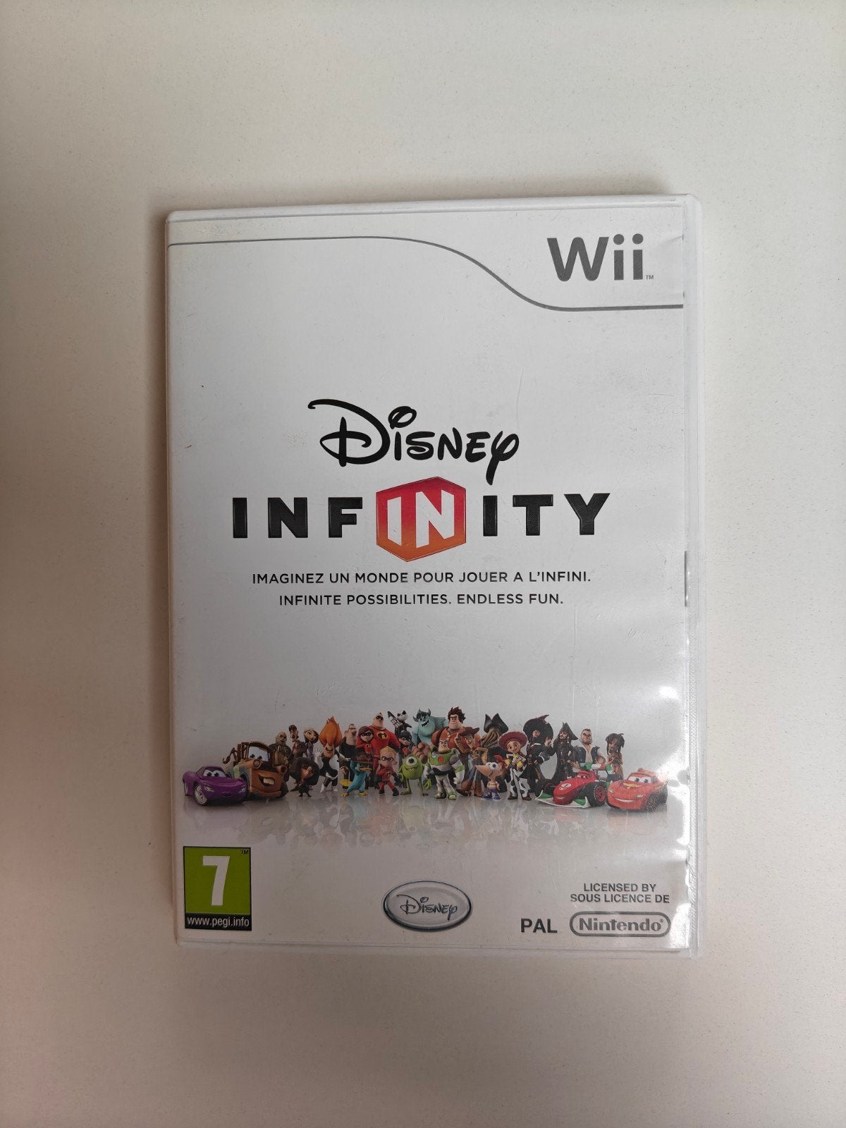 Wii - Disney Infinity spel en starter pack met 12 Figuren, Ophalen