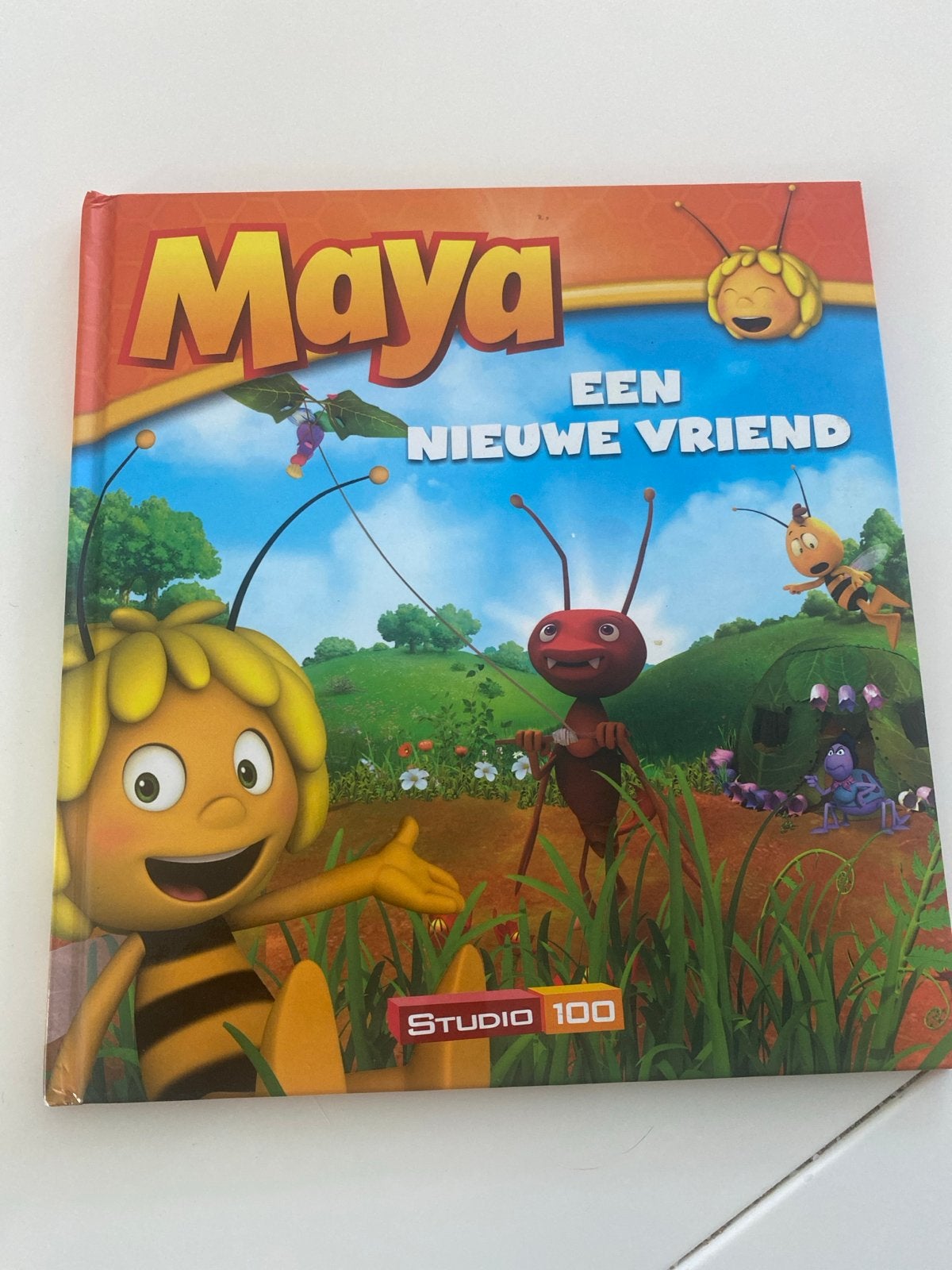 Maya de Bij: Een Nieuwe Vriend - Kinderboek, Ophalen, Fictie algemeen, Jongen of Meisje, Zo goed als nieuw