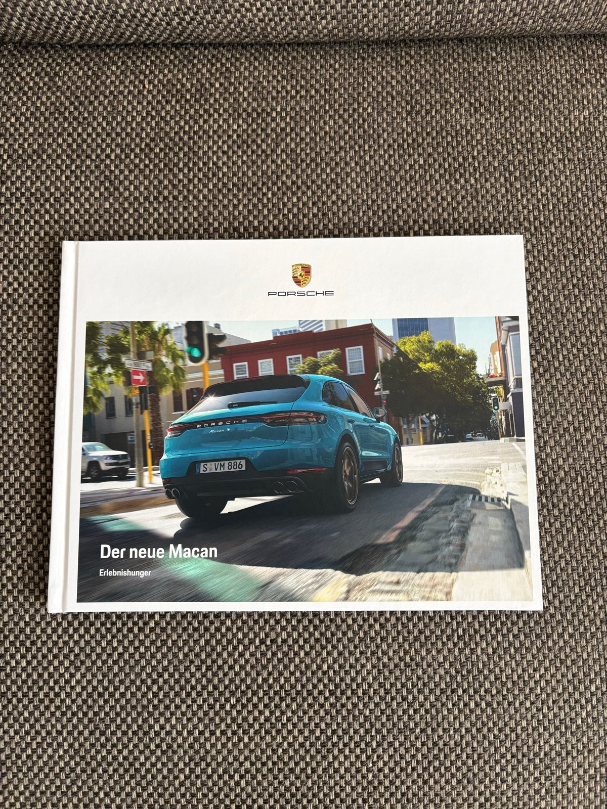 Porsche Macan brochure - Der neue Macan, Ophalen of Verzenden, Zo goed als nieuw, Porsche