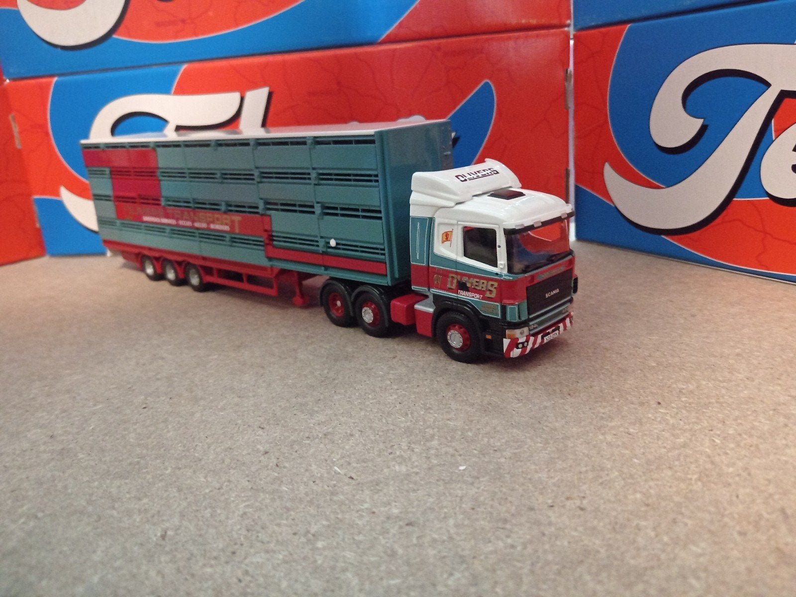 Scania 144 veeoplegger Olivers Corgi, C, Corgi, C, Nieuw