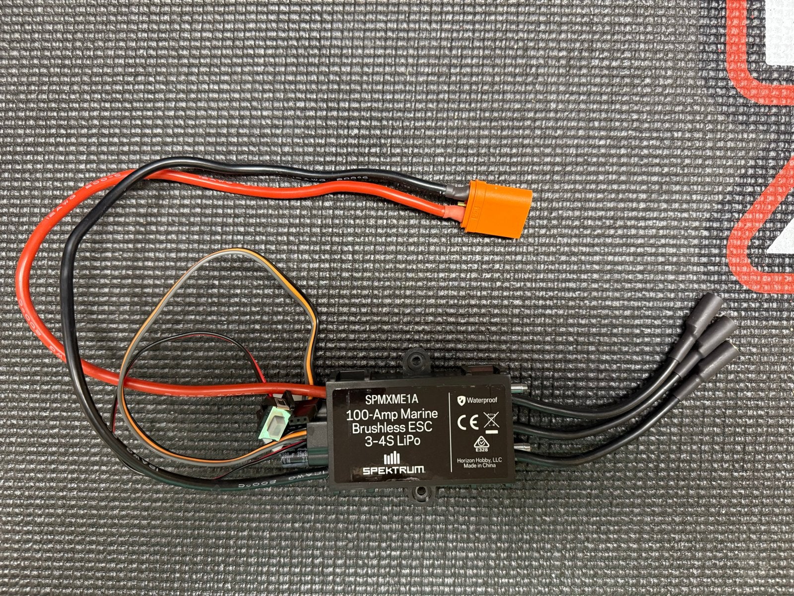 Spektrum SPMXME1A 100-Amp Marine Brushless ESC 3-4S LiPo, Ophalen of Verzenden, Gebruikt