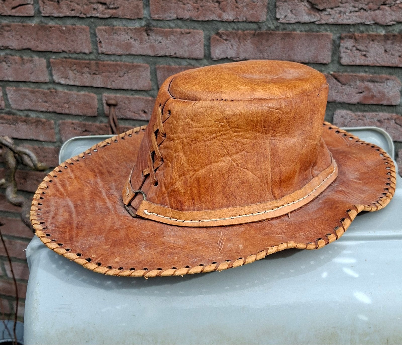 Lederen cowboyhoed, Ophalen of Verzenden, Zo goed als nieuw, Hoed