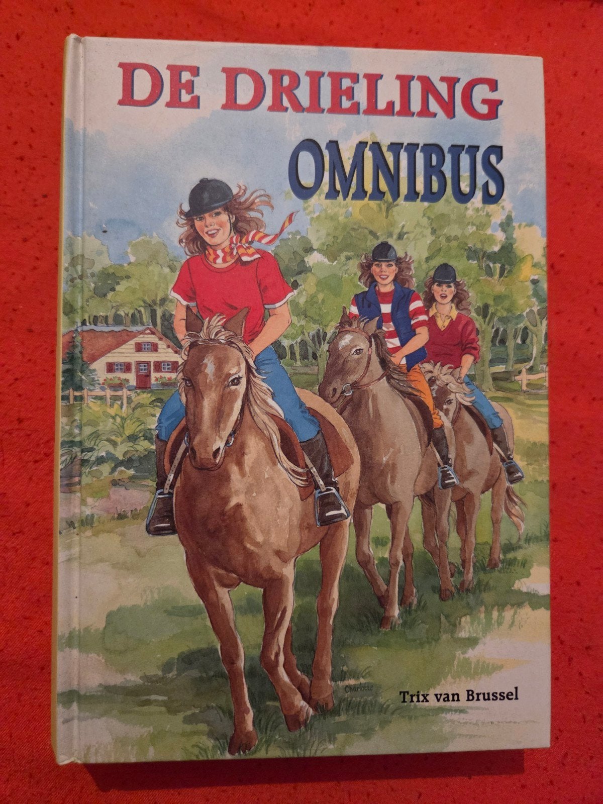 De Drieling Omnibus ,Trix van Brussel,  gelezen, Ophalen of Verzenden, Gelezen, Fictie algemeen