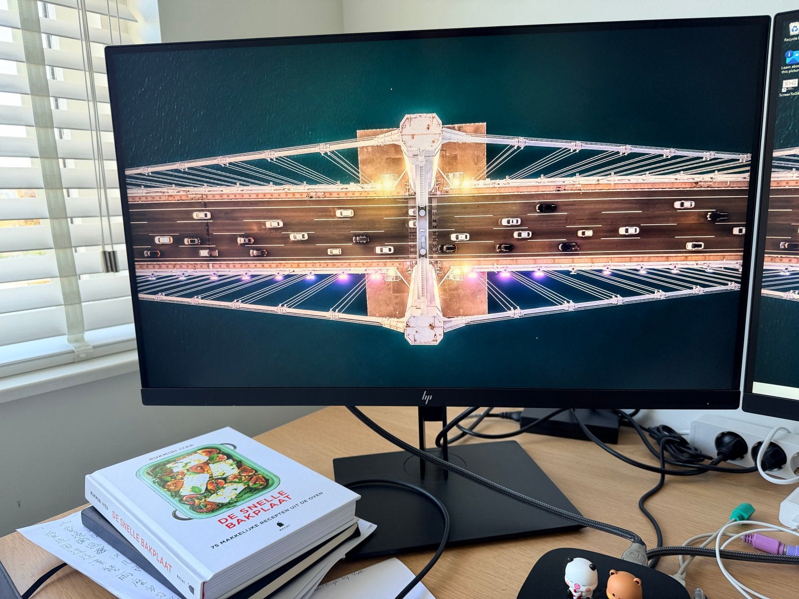 HP Z27n G2 27 inch QHD IPS Monitor, Ophalen, Gebruikt, IPS, In hoogte verstelbaar