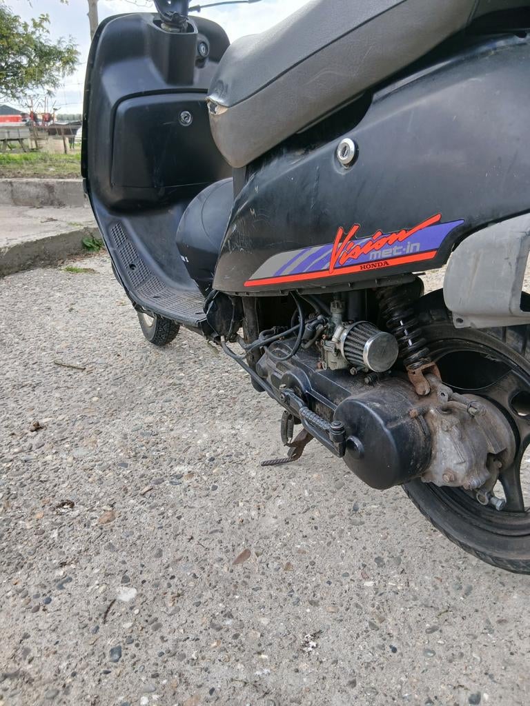 Honda vision geen papieren geen kenteken, Fietsen en Brommers, Ophalen of Verzenden, Gebruikt, Benzine, Overige modellen
