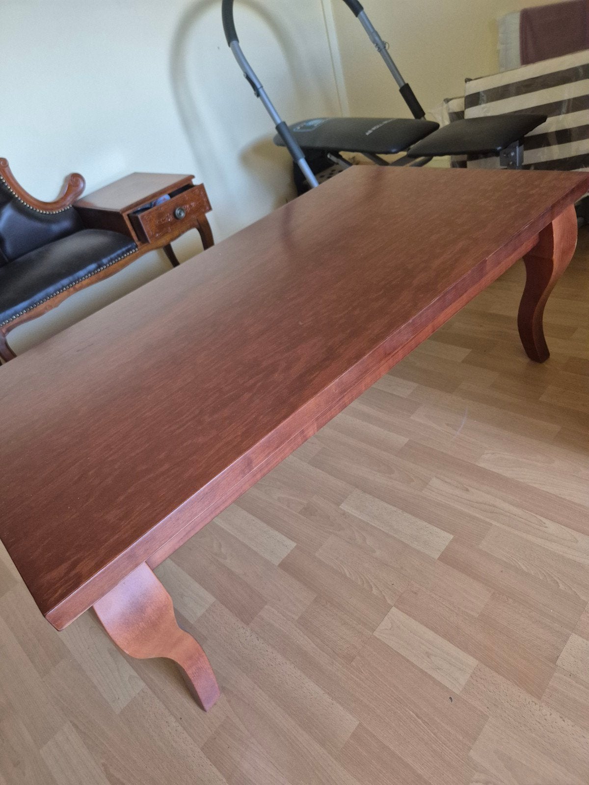 Mooie kerse houten salon tafel, Ophalen, Rechthoekig, 55 tot 75 cm