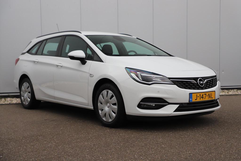 Opel Astra Sports Tourer 1.2 Business Executive 110PK Naviga, Voorwielaandrijving, Stof, Gebruikt, 1199 cc