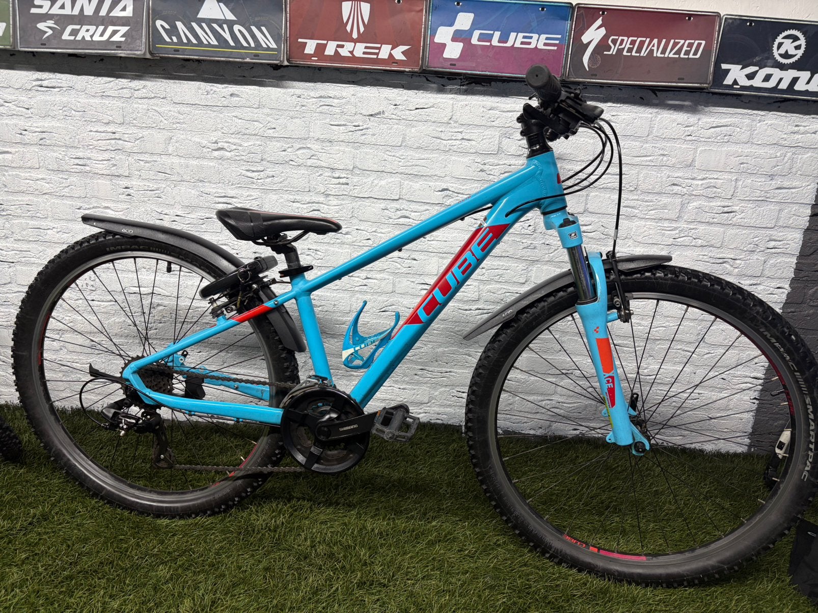 Foto 2 van Cube Acid Race 260 26 inch cube mountainbike kids 260 cube
