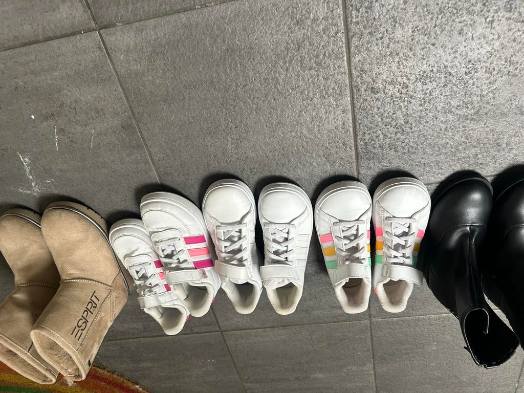 Meisjes schoenenpakket: Adidas, Esprit laarzen, Zara laarzen, Kinderen en Baby's, Kinderkleding | Maat 122, Ophalen of Verzenden