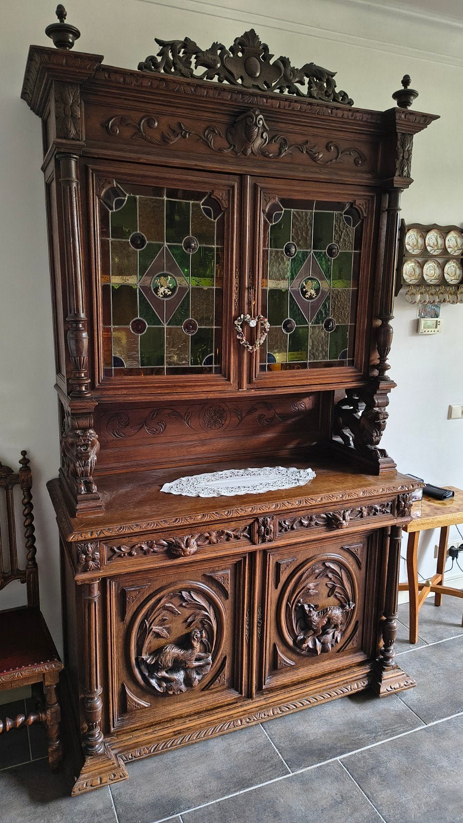 Belgische Mechelse buffetkast in neorenaissancestijl is, gem, Antiek en Kunst, Ophalen of Verzenden