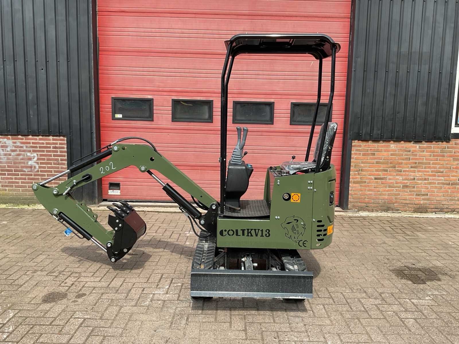 Colt KV13 Groen Minigraafmachine, Zakelijke goederen, Machines en Bouw | Kranen en Graafmachines, Graafmachine