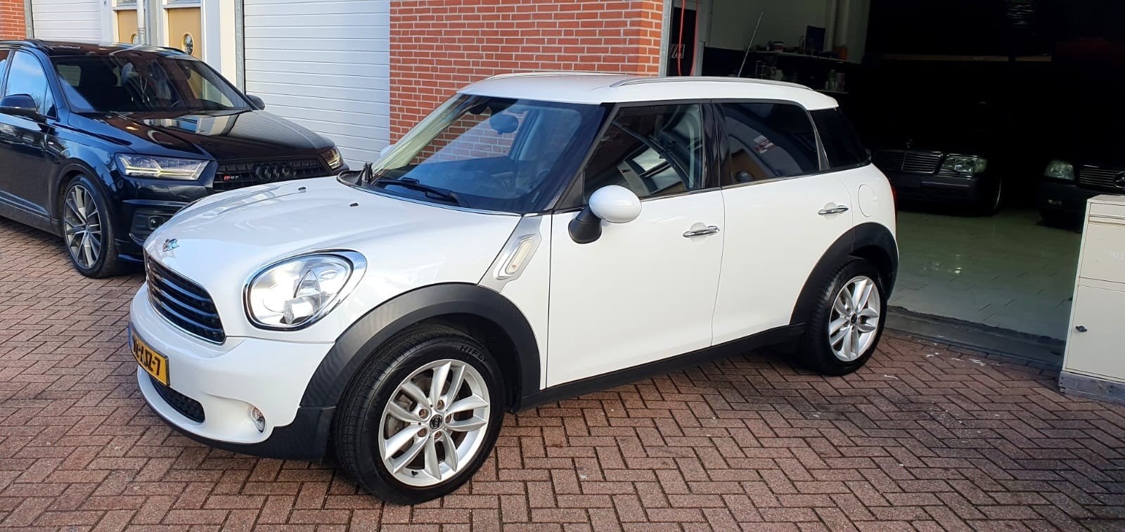 Mini Countryman 1.6 ONE 2012 Wit, Auto's, Mini, Voorwielaandrijving, Wit, Grijs, Particulier