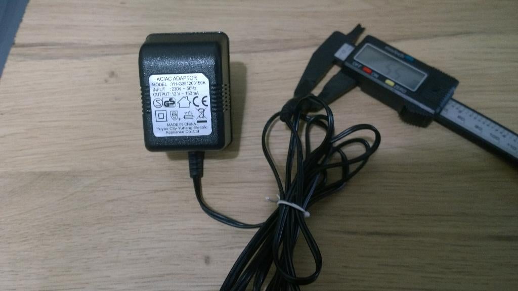Adapter 230v naar 12v-150ma, Ophalen, Gebruikt