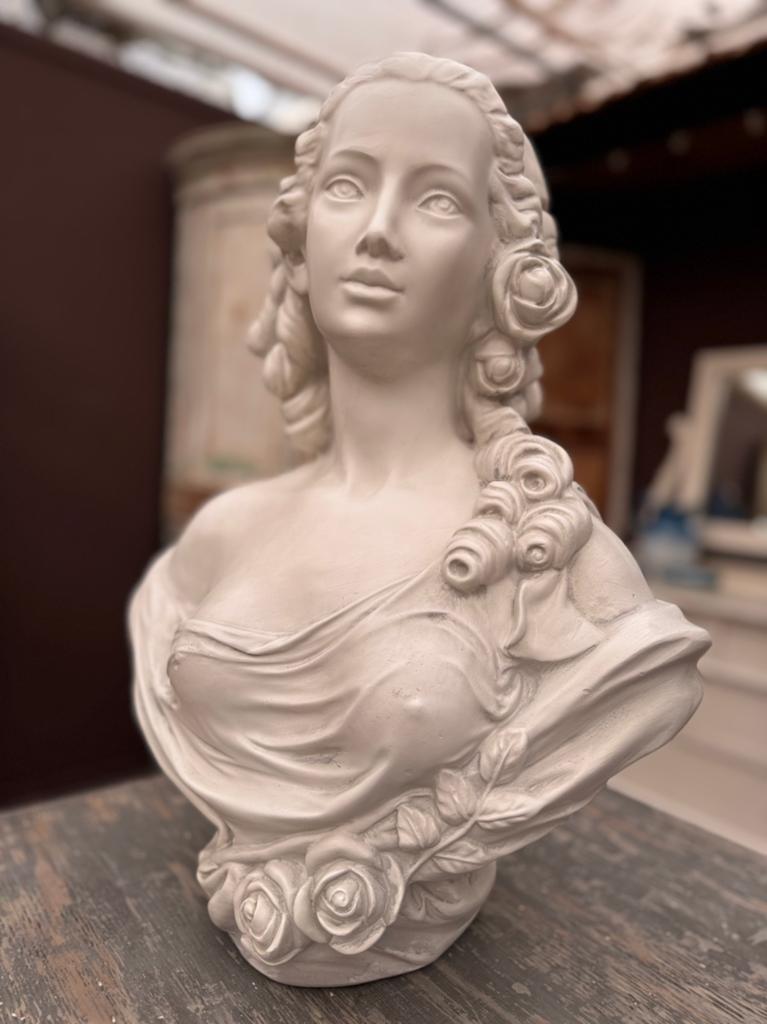 Groot Beeld, dame, puntgaaf, wit, sereen, decoratief, buste, Antiek en Kunst, Curiosa en Brocante, Ophalen