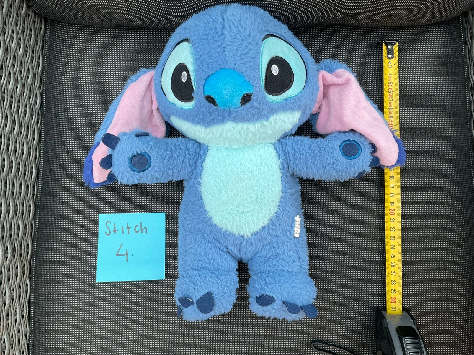 Nieuwe zgan Disney Stitch knuffel 30cm van Lilo & Stitch, Ophalen, Overige figuren, Nieuw, Knuffel