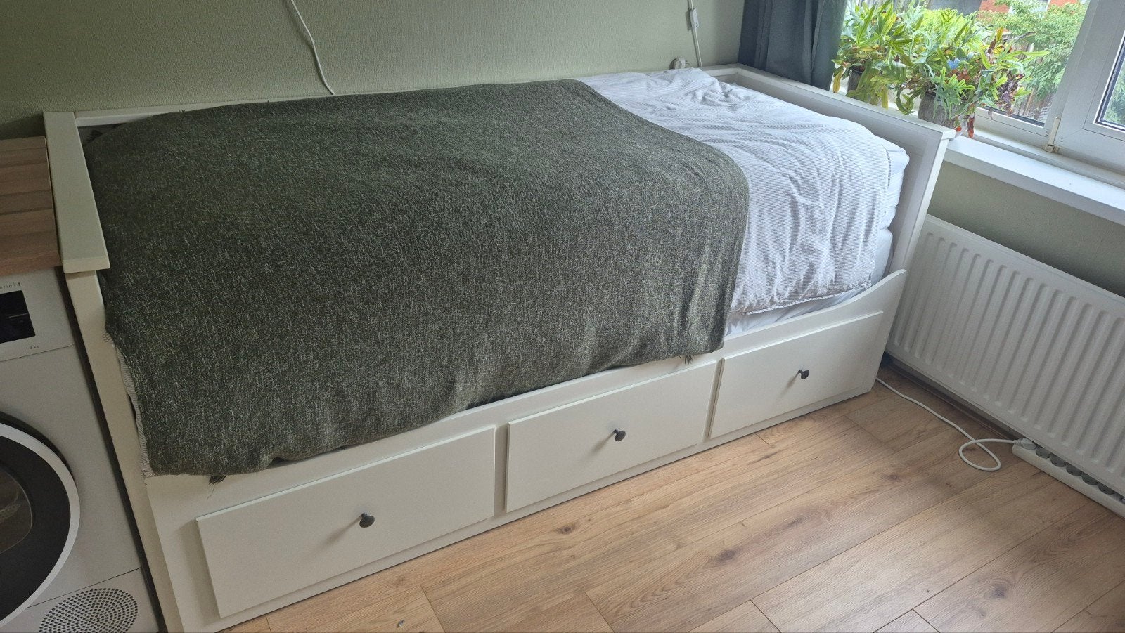 IKEA Hemnes uitschuifbed, Huis en Inrichting, Ophalen, Gebruikt, Tweepersoons, 80 cm