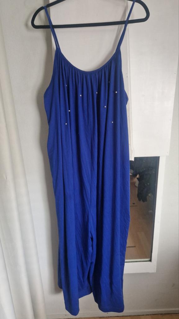Blauwe Jumpsuit Maat 54 met Parel details, Kleding | Dames, Grote Maten, Ophalen of Verzenden, Gedragen, Blauw, Broek of Spijkerbroek