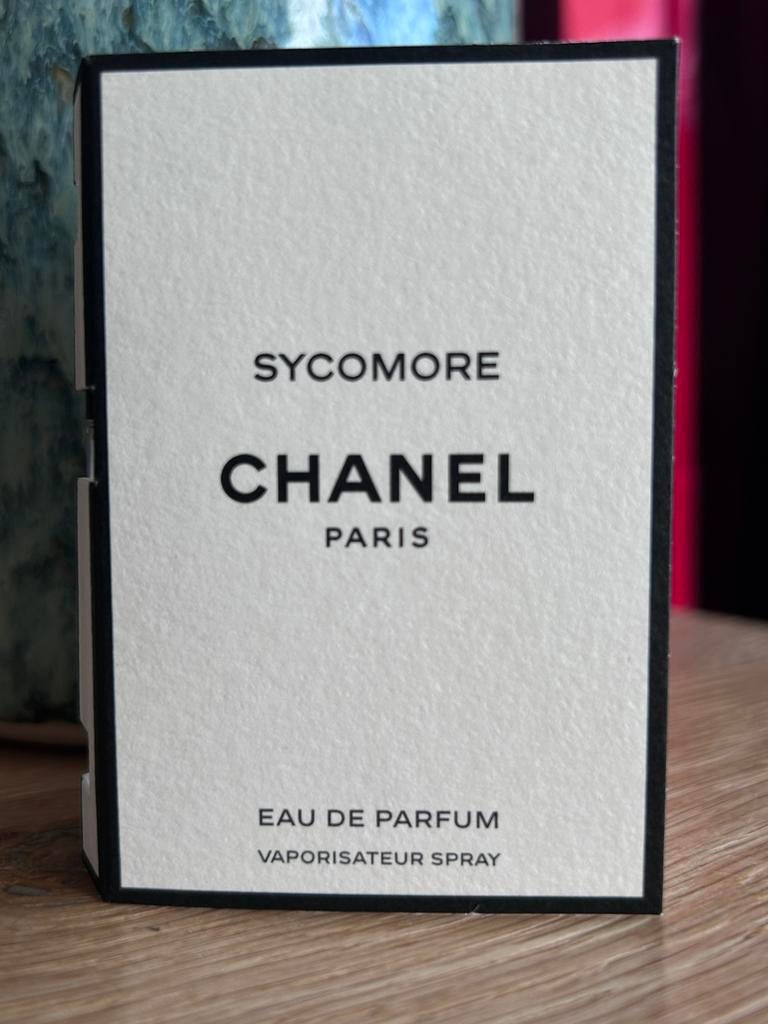 Chanel Paris - Sycomore - Eau de Parfum - 1,5 ml, Sieraden, Tassen en Uiterlijk, Uiterlijk | Parfum, Ophalen, Zo goed als nieuw