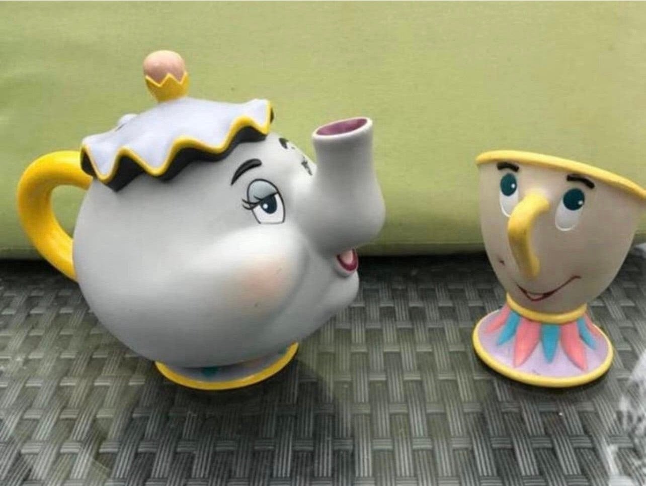 Disney spaarpot en kopje, Verzamelen, Disney, Ophalen, Overige figuren, Zo goed als nieuw, Servies