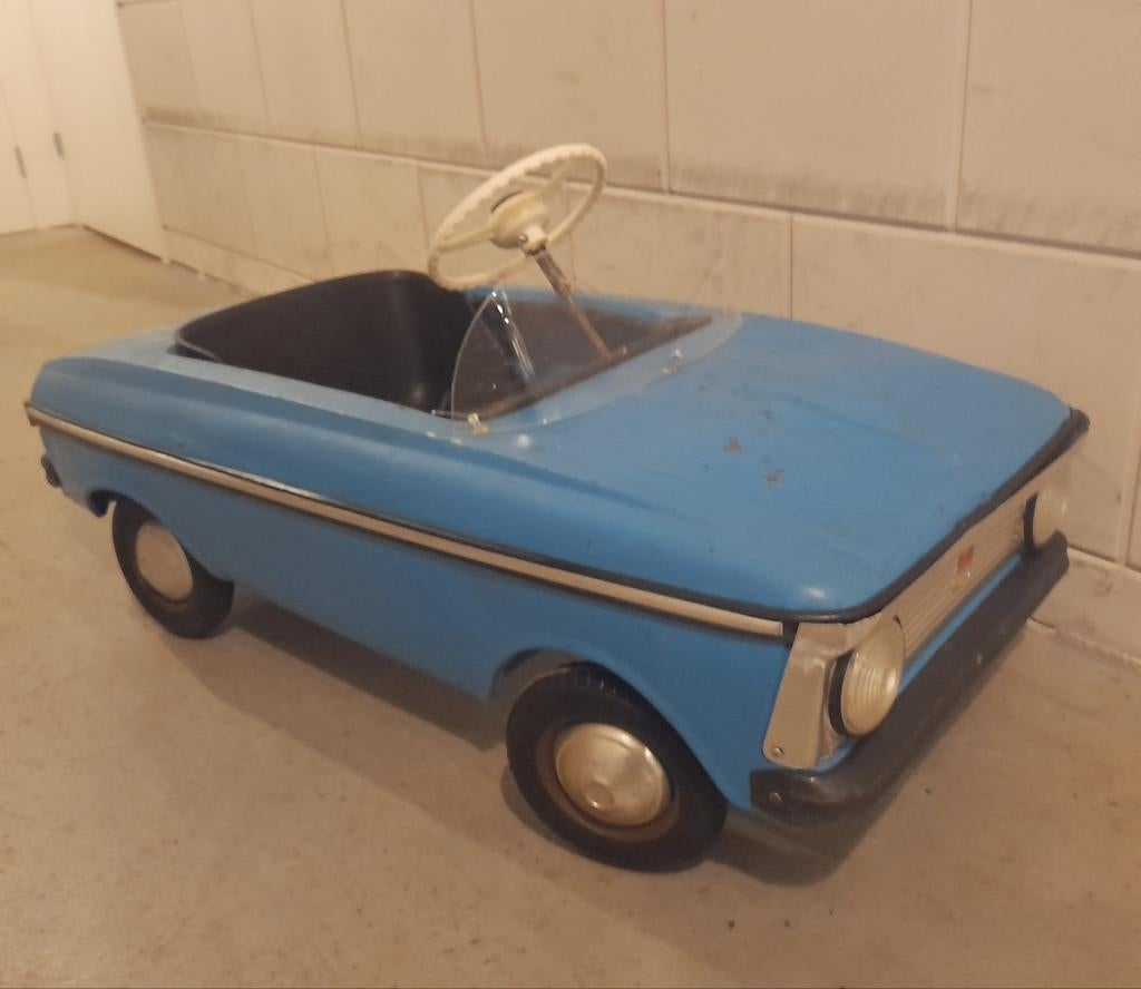 Trapauto Moskvich 1983, Antiek en Kunst, Ophalen