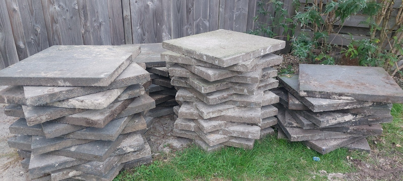 Gebruikte terrastegels 60x60 - 25 stuks, Ophalen, Gebruikt, 5 tot 10 m², Beton