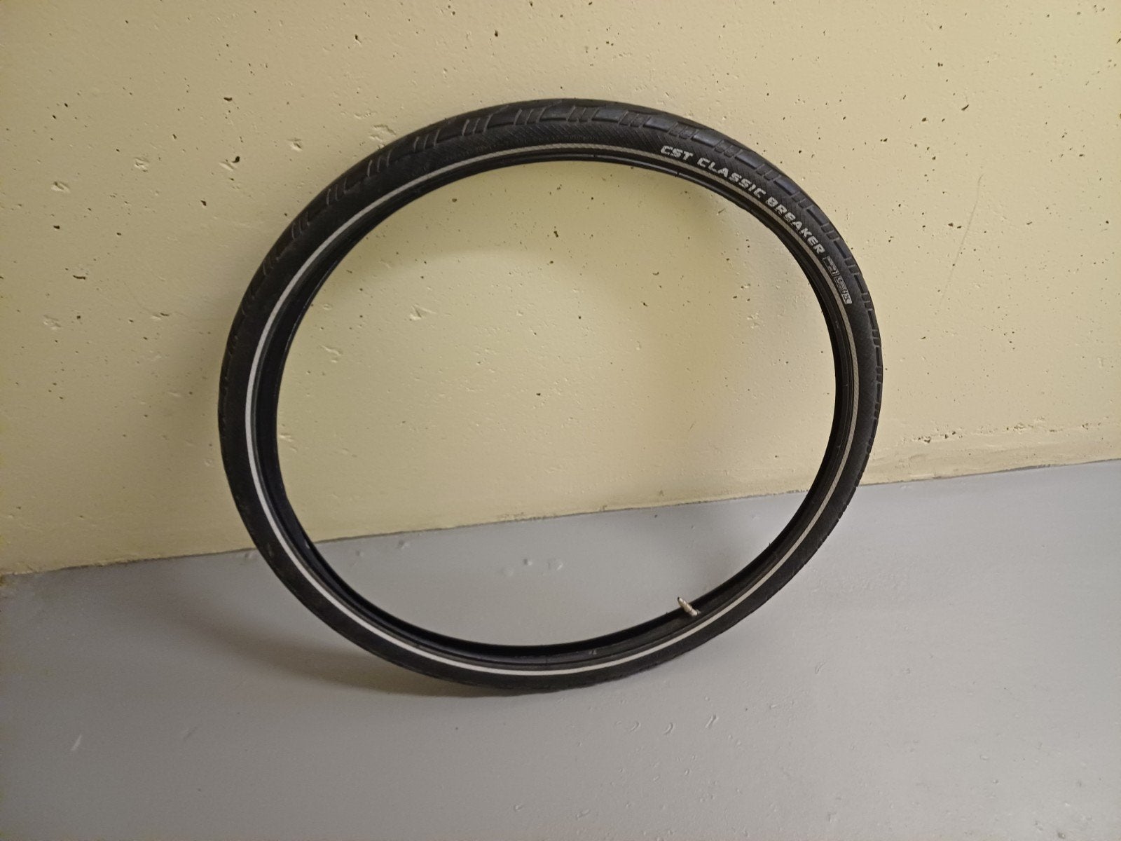 CST Classic Breaker fietsband 28 x 1.75 binnen en buitenband, Ophalen, Gebruikt, Band, Elektrische fiets