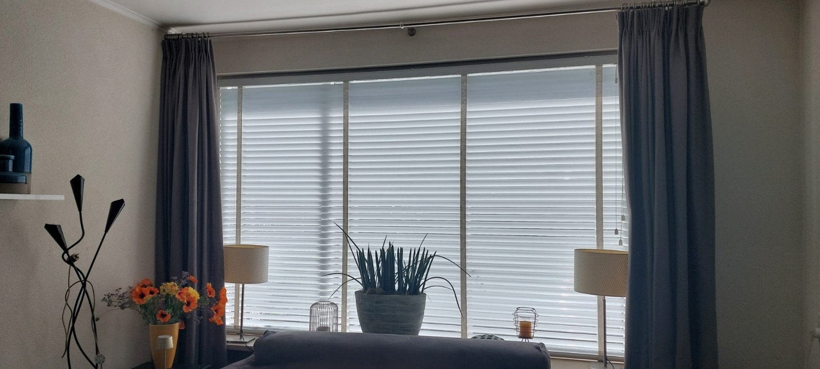 Luxaflex 50mm wit, brede ladderband, 264x170cm, Huis en Inrichting, Ophalen, 150 tot 200 cm