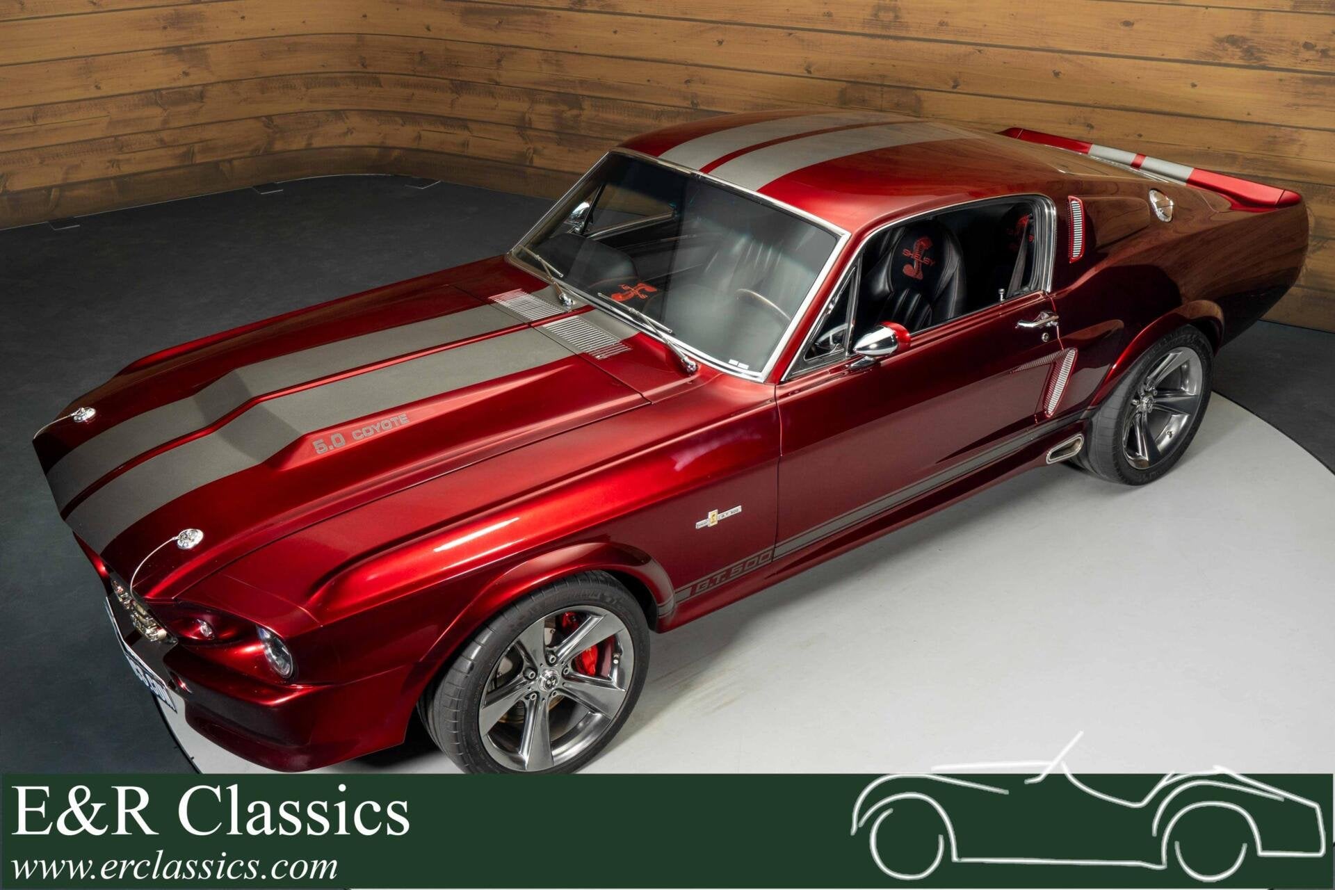 Ford Mustang Eleanor Restomod Coupe | 1967, Lederen bekleding, Achterwielaandrijving, Zwart, 4 stoelen