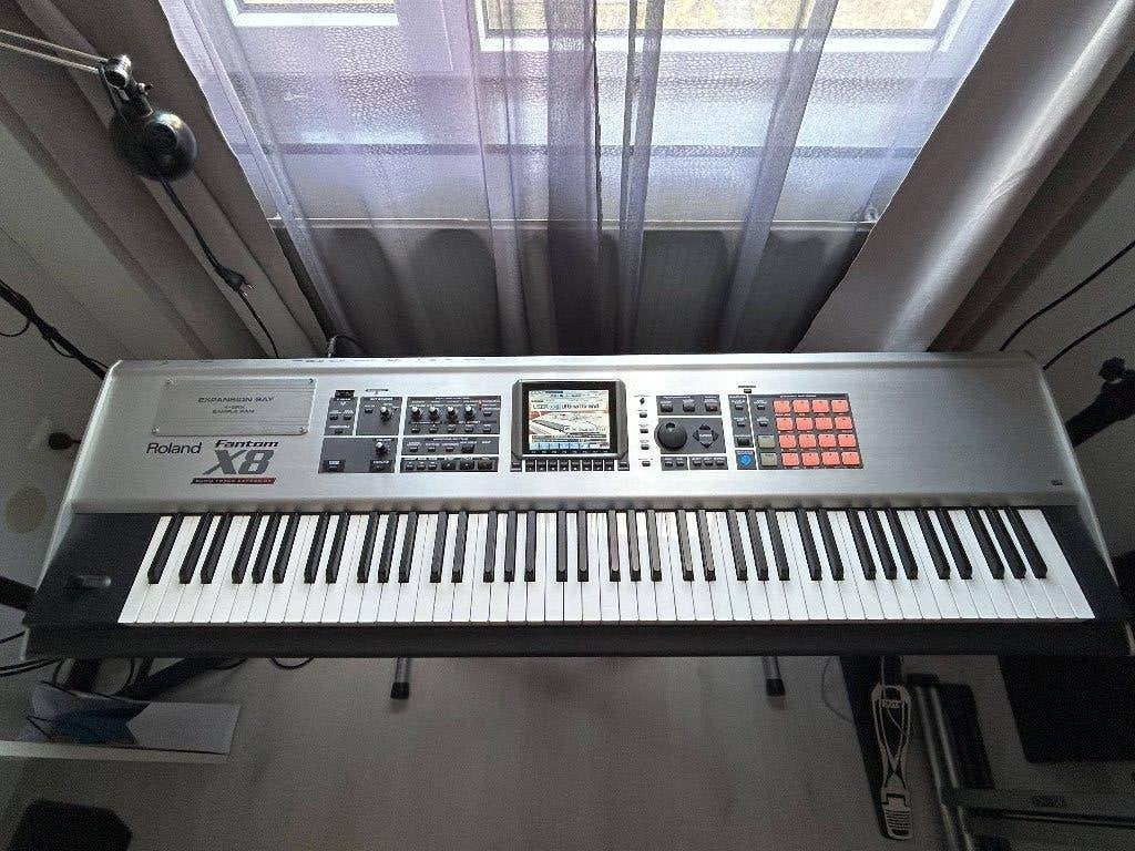 Roland Fantom X8, Ophalen, 88 toetsen, Roland, Zo goed als nieuw