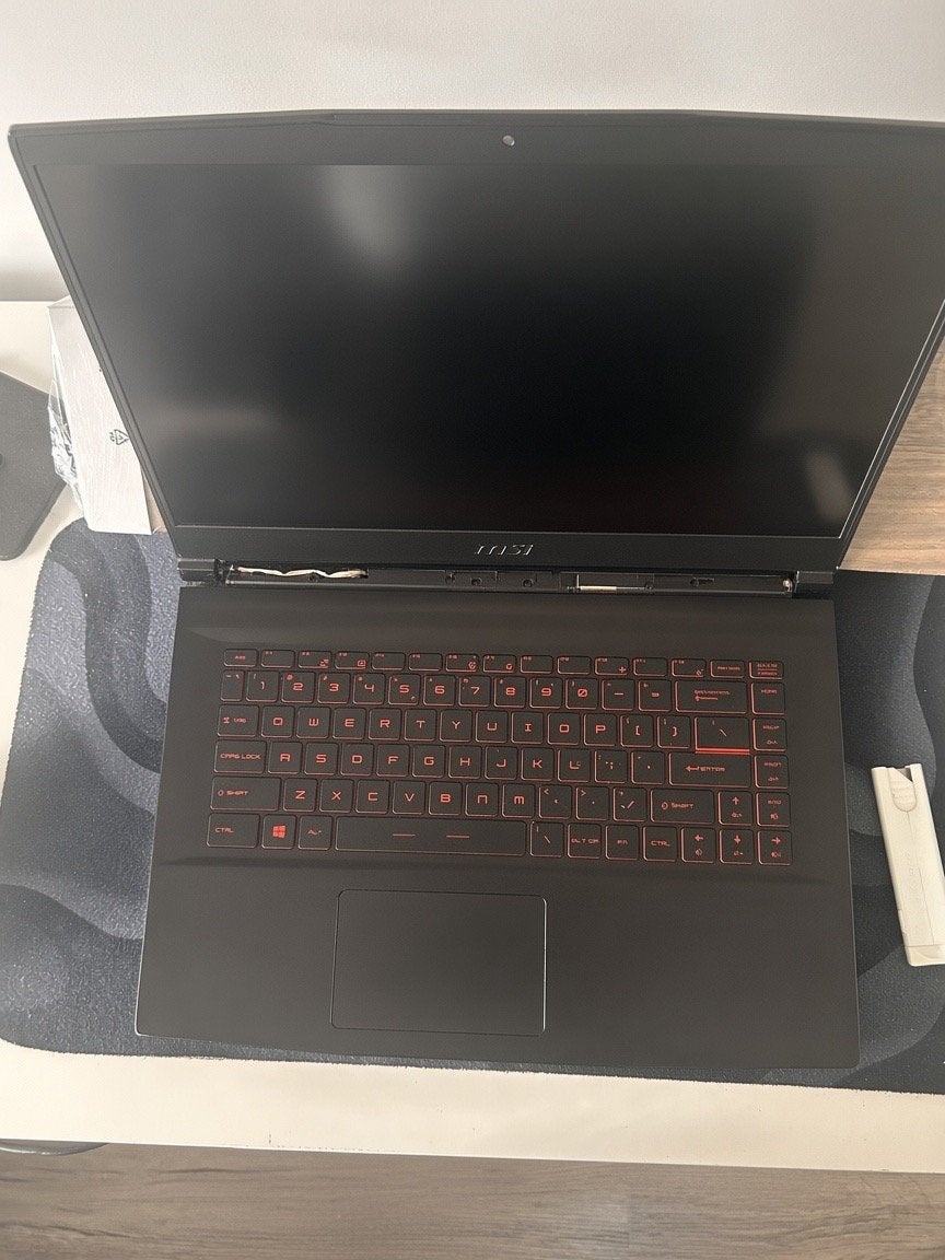 Foto 2 van Defecte MSI GF65 Thin - i7 10th Gen, RTX 3060 (zonder RAM/SS