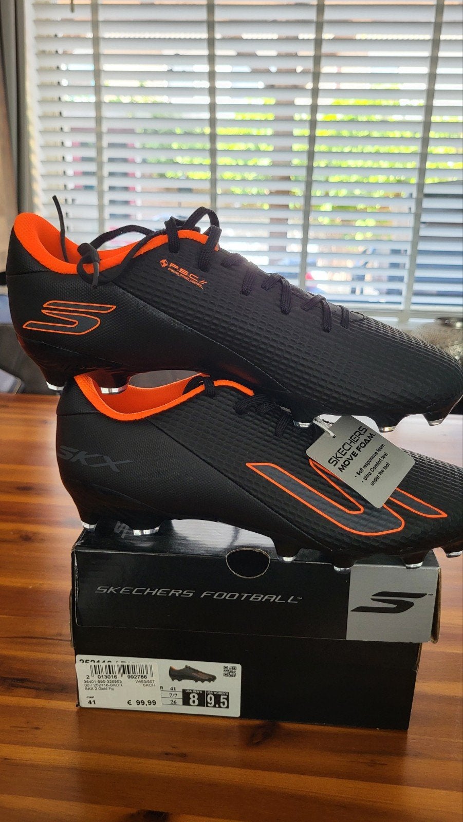 Nieuw skechers football schoenen maat 41 voor 40 €, Sport en Fitness, Maat M, Ophalen of Verzenden, Nieuw, Schoenen