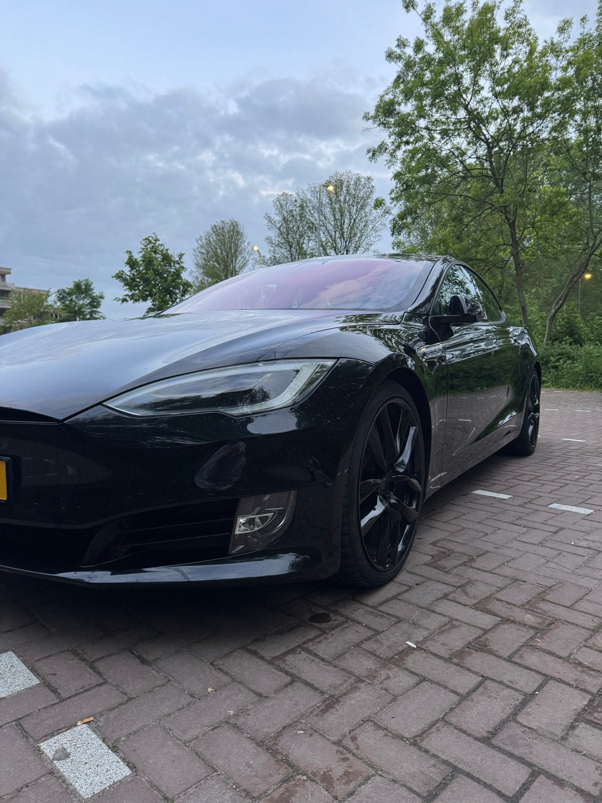 Tesla Model S 100D 2017 Zwart (SOH 90%) bieden vanaf 22k, Auto's, Tesla, Particulier, Model S, Elektrisch, Hatchback, Automaat