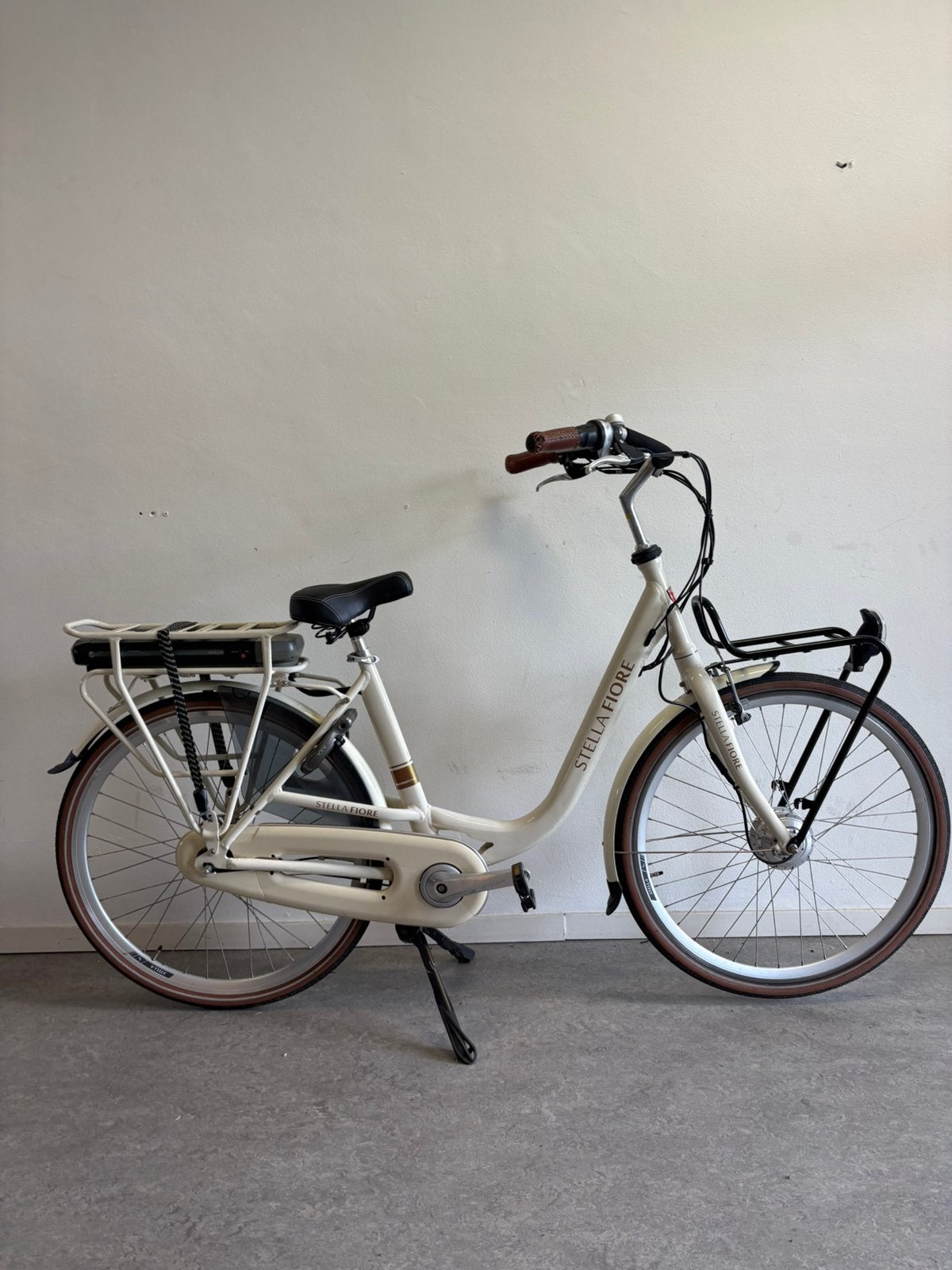 Stella Fiore Moederfiets Elektrische Fiets Nieuwstaat!, Overige merken, 2 zitjes, 53 tot 56 cm, Velgrem