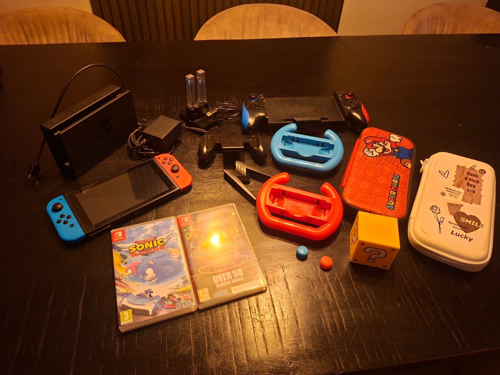 Nintendo Switch met accessoires en games, Spelcomputers en Games, Met 2 controllers, Ophalen of Verzenden, Switch Original, Gebruikt