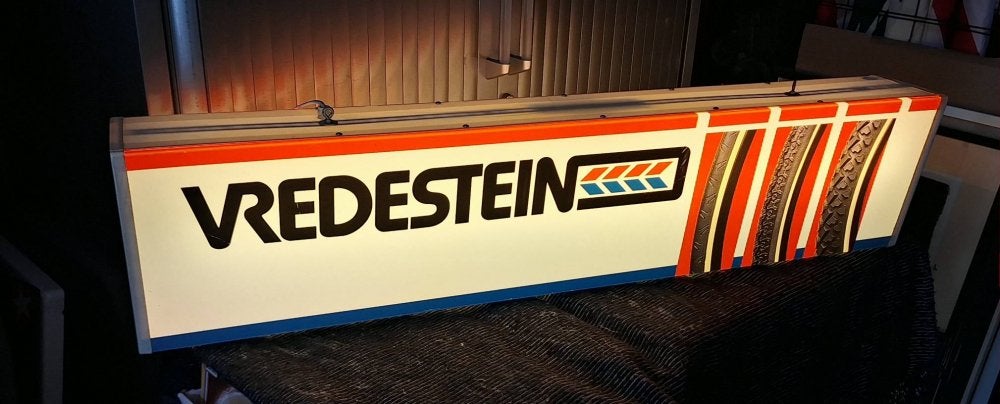 Top vintage lichtbak, lichtreclame VREDESTEIN (fietsbanden)., Ophalen, Gebruikt, ., Lichtbak of (neon) lamp